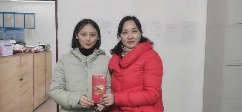 走访慰问困难员工 真情关爱暖人心.png 走访慰问困难员工 真情关爱暖人心.png